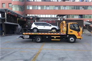 象州汽车紧急补胎换胎救援