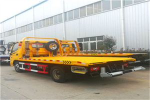 象州附近拖车救援搭电